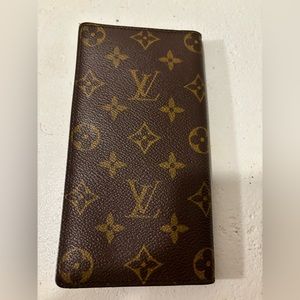 Vintage used LV wallet sell as it